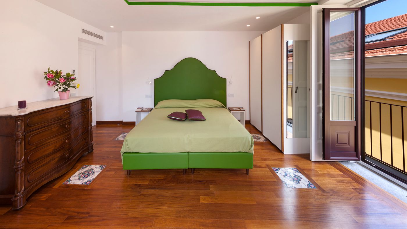 N°6 Quadruple Room with Terrace