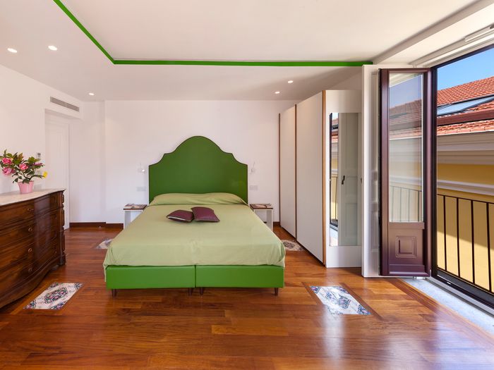 N°6 Quadruple Room with Terrace