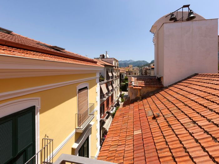 N°6 Quadruple Room with Terrace